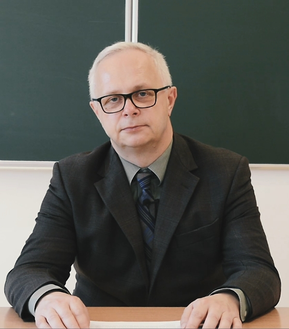 Zdjęcie doktora inżyniera Tomasza Wierzbickiego